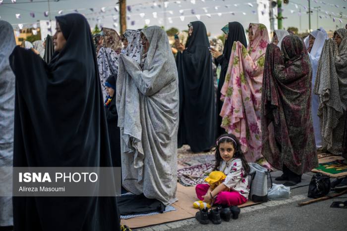 حضور شهروندان ایرانی در نماز عید فطر