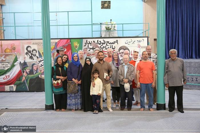 گردشگران آمریکایی در جماران