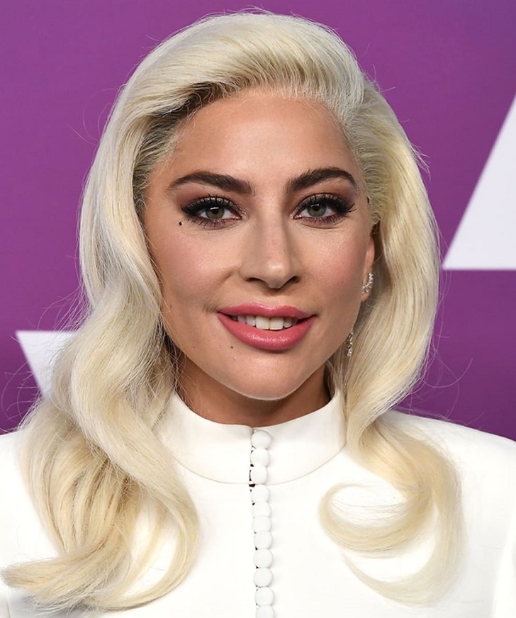 ترفندهای زیبایی عجیبی که سلبریتی های زن هالیوود به کار می برند