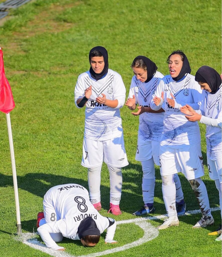 پگاه نوری
