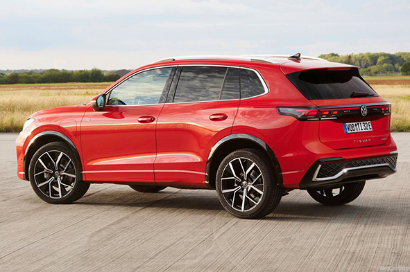 Volkswagen-Tiguan-2024-1024-2d