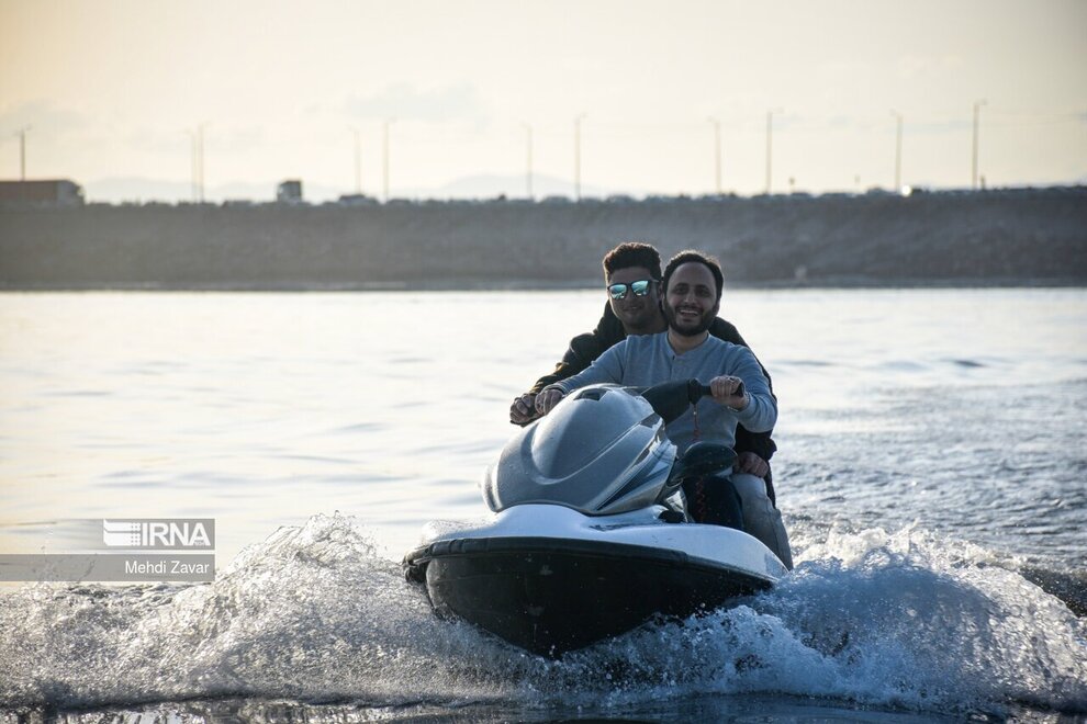 u1