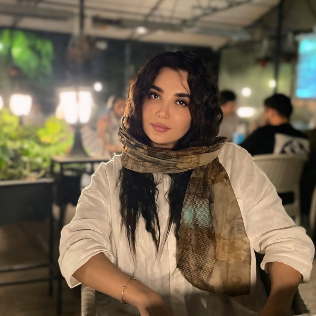 هدی استواری (3)