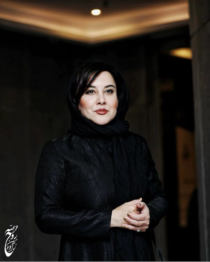 آشا مهرابی