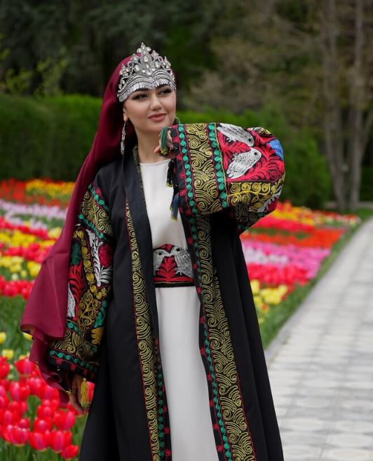 تهمینه رجبوا