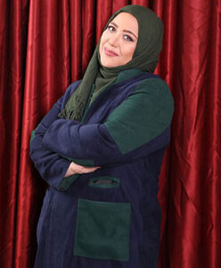 عکس شهره لرستانی با مانتو ابی و سبز