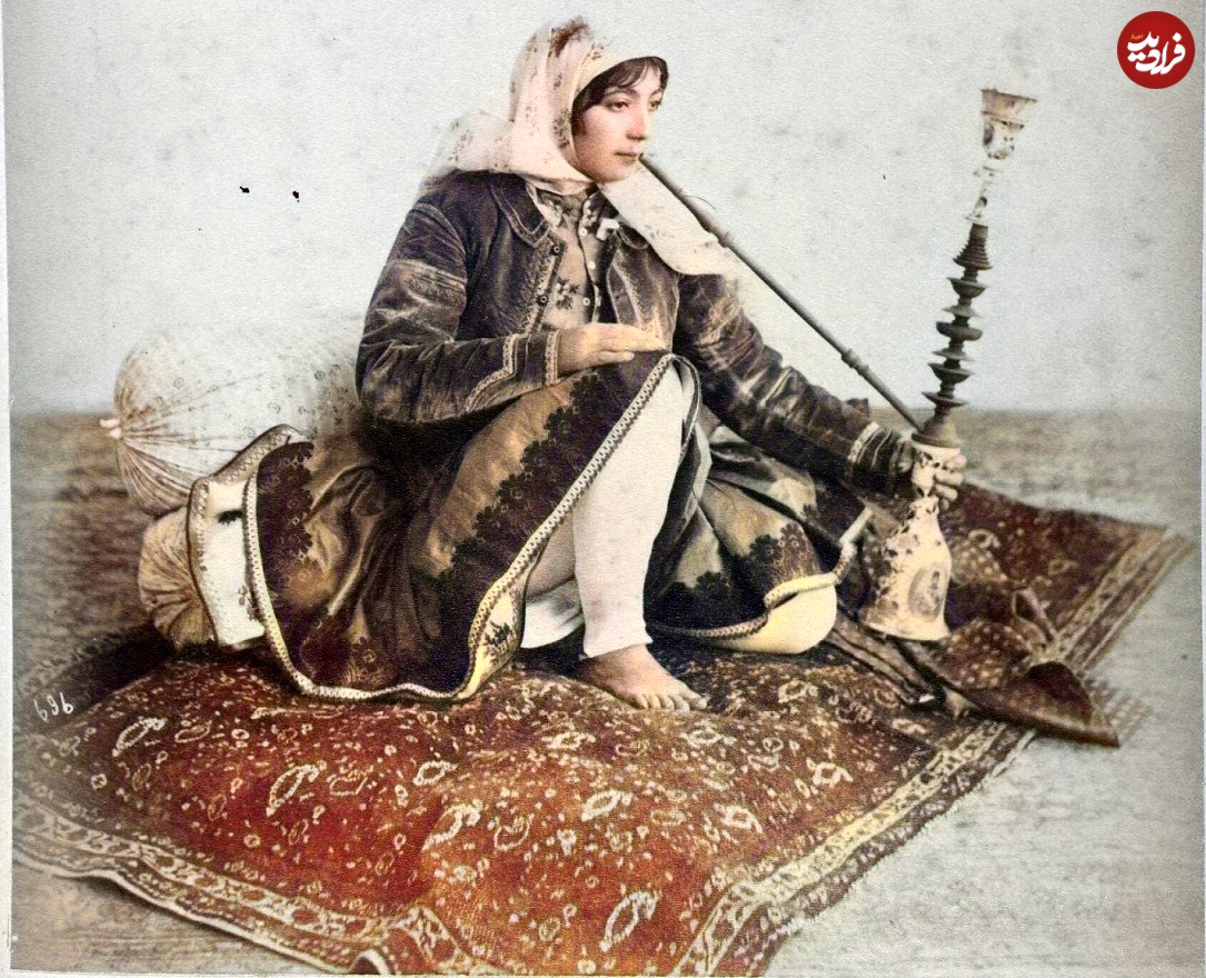 چهرۀ متفاوت زنان عصر قاجار در عکس‌های رنگی