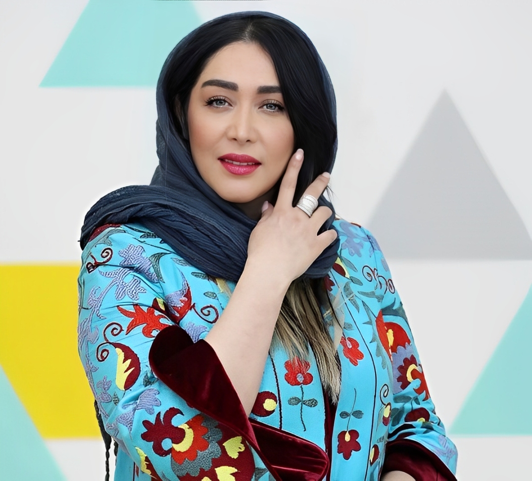 سارا منجزی پور