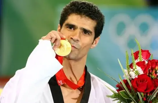هادی ساعی