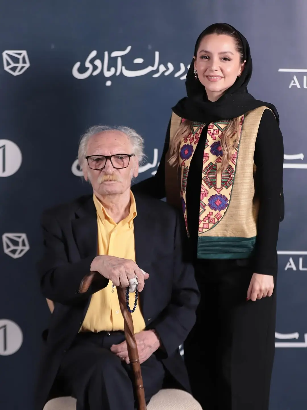 نازنین (2)