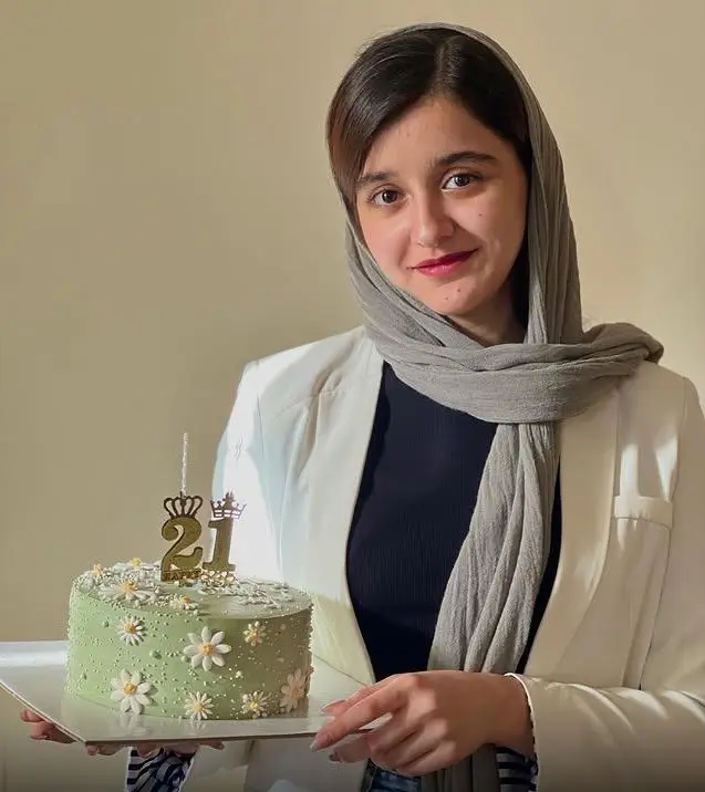 sara oghabi_14