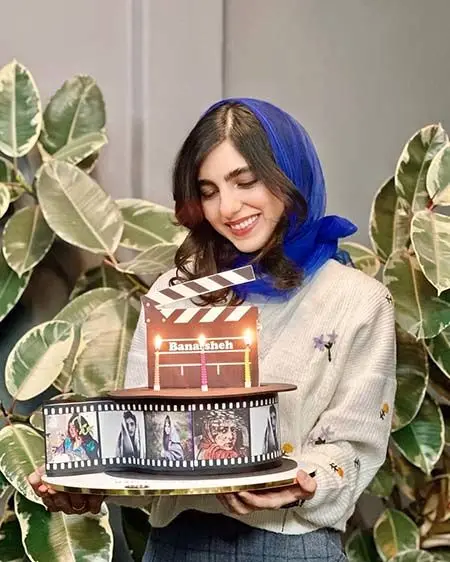 بنفشه ریاضی, زندگی شخصی بنفشه ریاضی