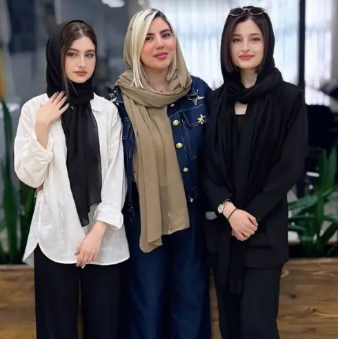 سارا و نیکا
