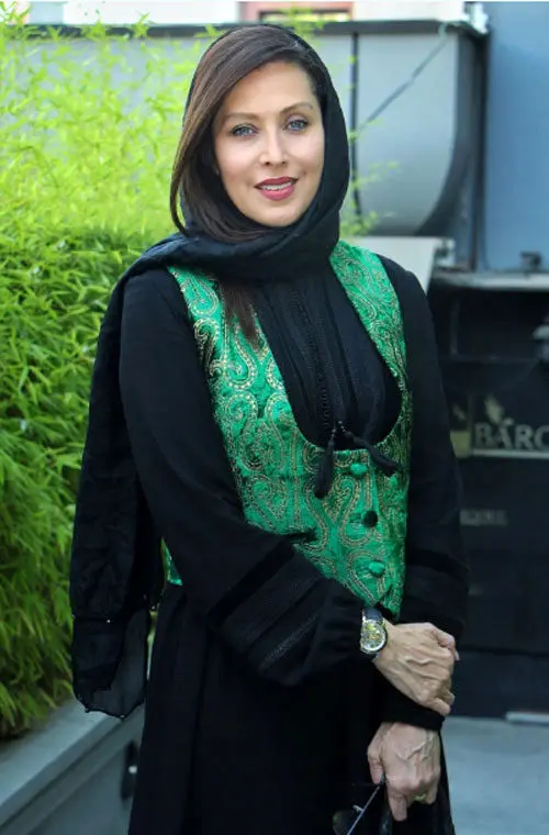 تیپ مهتاب کرامتی