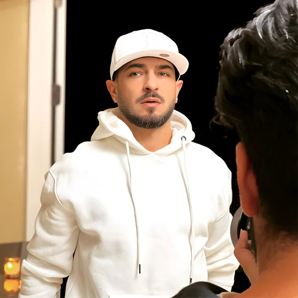 سامی بیگی چطور خواننده شد و کیست