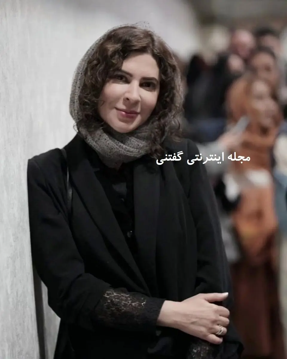نازنین احمدی