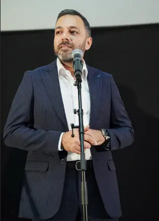 امیر تاجیک تهیه کننده فیلم ماهی در قلاب
