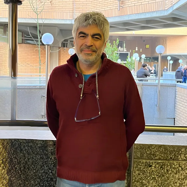 سروش صحت بازیگر و کارگردان کیست