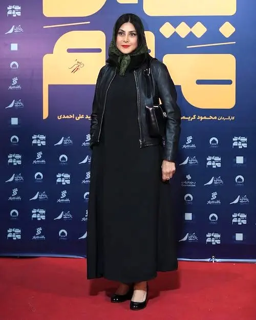 استایل مشکی آزاده صمدی
