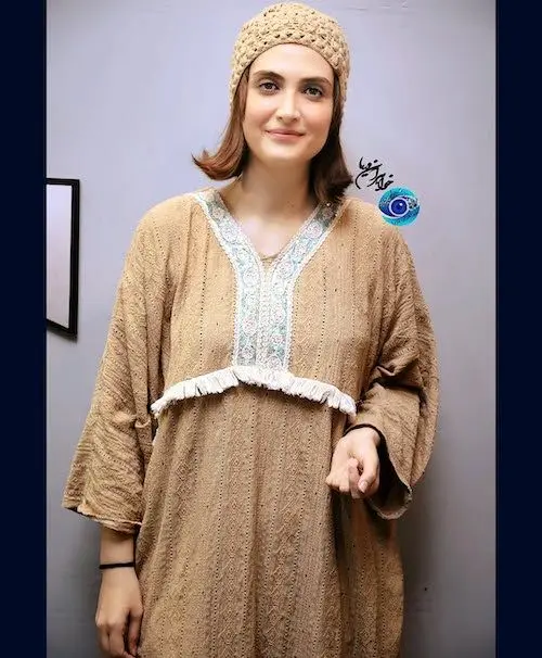 پیراهن نسکافه‌ای الناز ملک