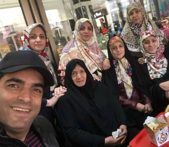خواهر شوهر