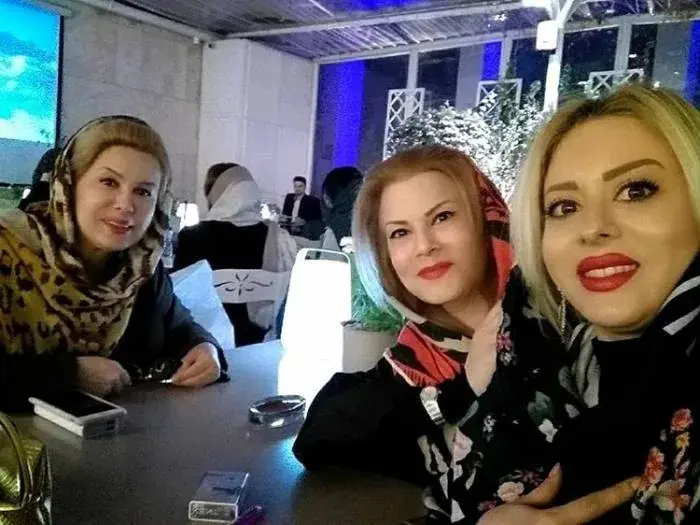  زهرا اویسی